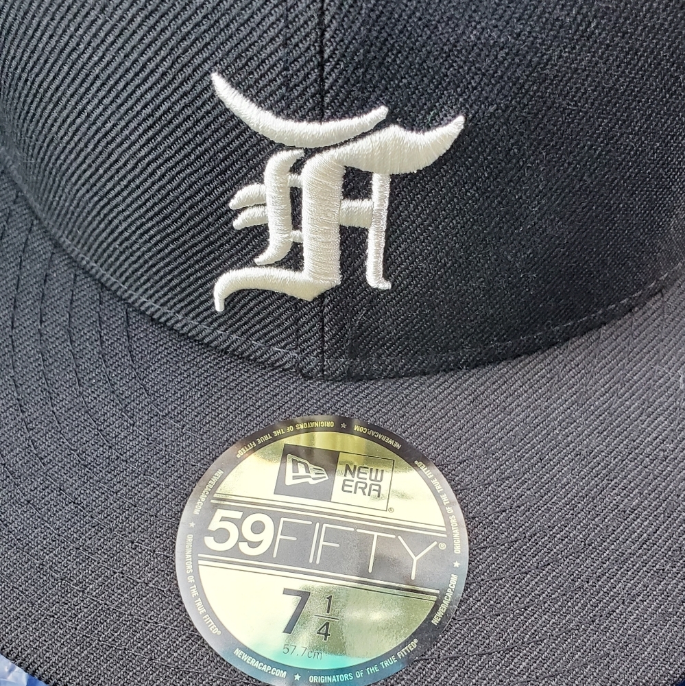 Fear of God essentials Black hat 7 1/4